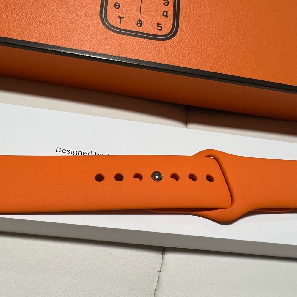 Hermès Orange Apple Watch Band – New, Never Used